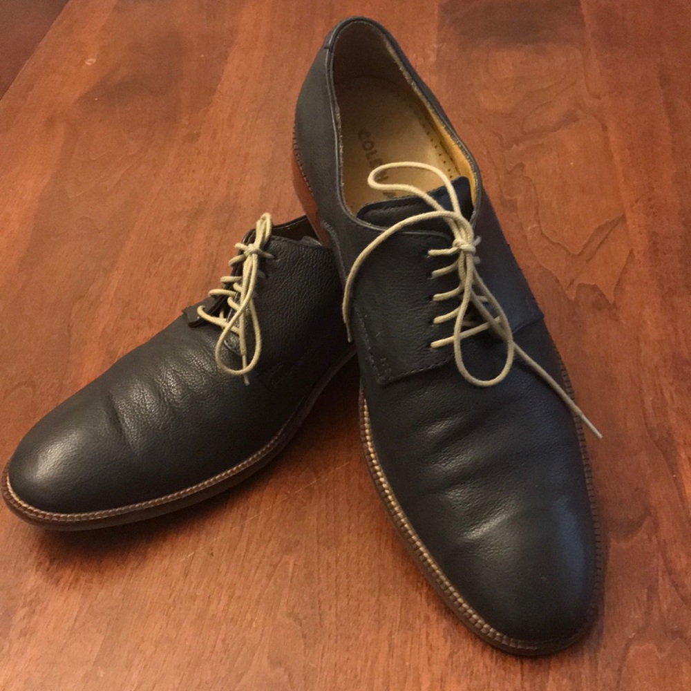 Cole Haan navy blue oxfords